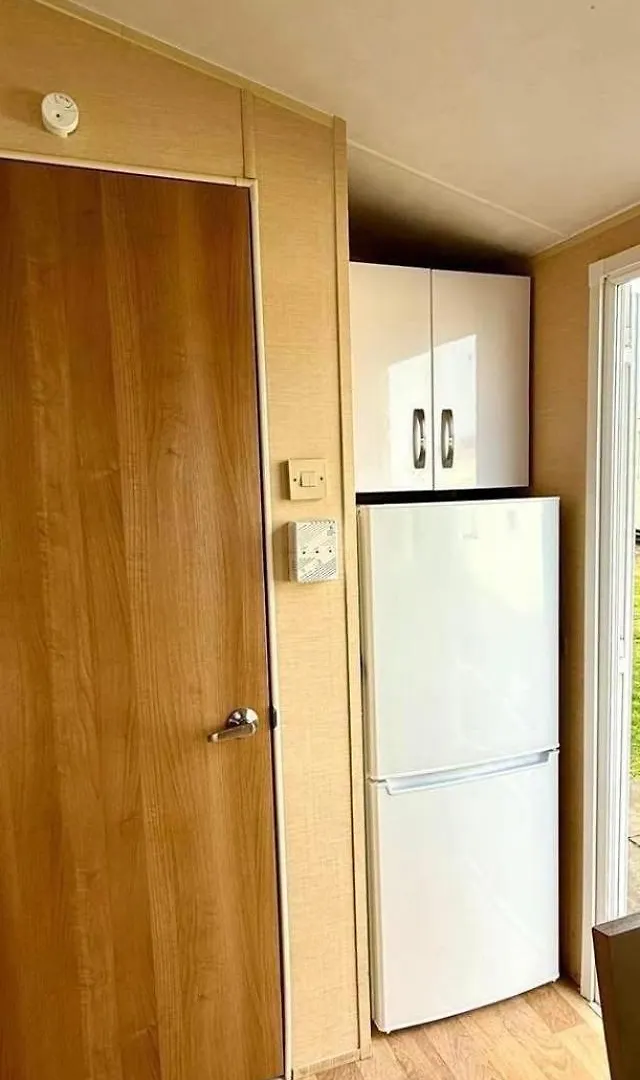 3 Bedroom 8 Birth Caravan - Sand Le Mere Tunstall  0*, Tunstall (East Riding of Yorkshire)